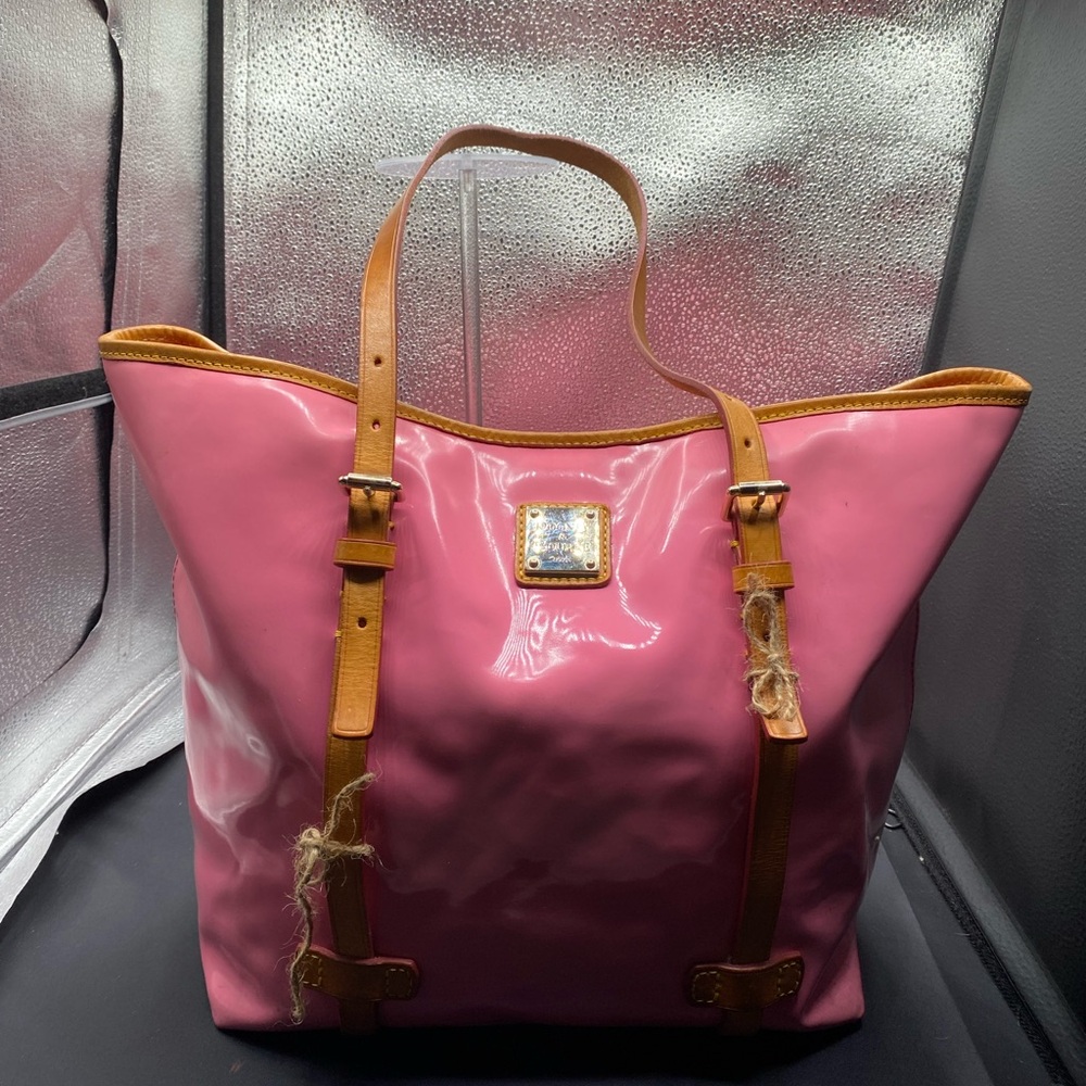 661 Dooney&Bourke pink patent tote Preowned PROJECT BAG###### - Picture 2 of 13